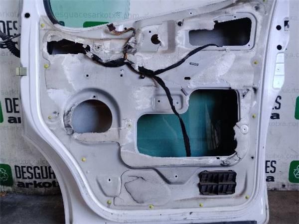 PUERTA DEL. DCHA. Nissan Primastar 1.9 DCI (100CV) (2002 2022) (74 KW) - 35187 / F9Q U7
