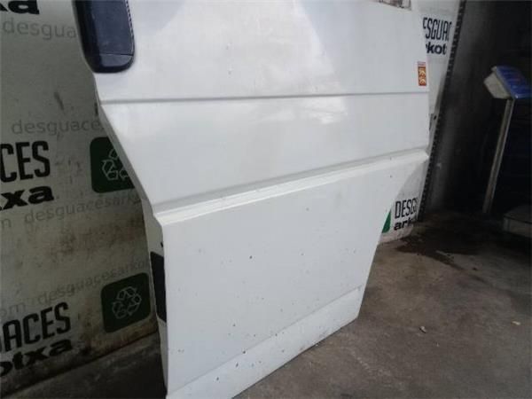 PUERTA DEL. DCHA. Volkswagen California 1.9 TD TRANSPORTER T4 (50 KW) - 35294 / ABL