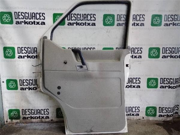 PUERTA DEL. DCHA. Volkswagen California 1.9 TD TRANSPORTER T4 (50 KW) - 35294 / ABL