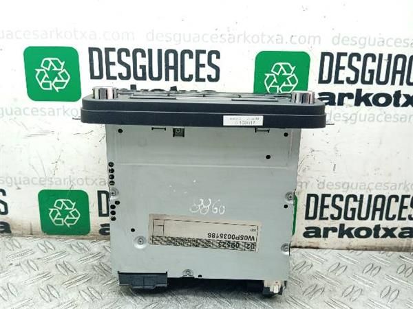 RADIO / CD Seat Leon 1.6 TDI (1P1) 105CV (2010-2012) (77 KW) - 35351 / CAY