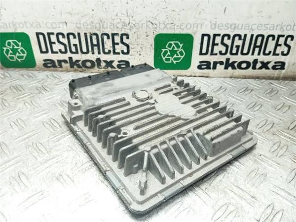 CENTRALITA MOTOR UCE Seat Leon 1.6 TDI (1P1) 105CV (2010-2012) (77 KW) - 35366 / CAY