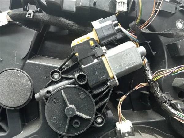 MOTOR ELEVALUNAS DEL. IZDO. Ford Fiesta 1.2 G VI (JA8) 82CV (2008-2017) (60 KW) - 35415 / SNJB