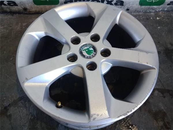 LLANTA Skoda Octavia 1.6 TDI II (105CV) (2009 2013) (77 KW) - 35445 / CAY