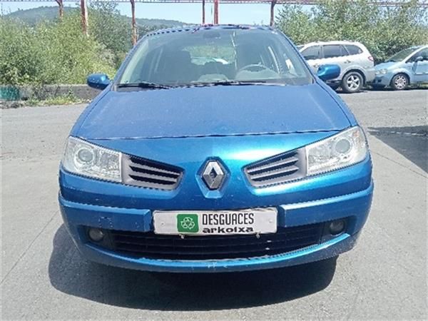 PARAGOLPES DEL. Renault Megane 1.6 G (II 112CV) (2006 2008) (82 KW) - 35487 / K4M D8