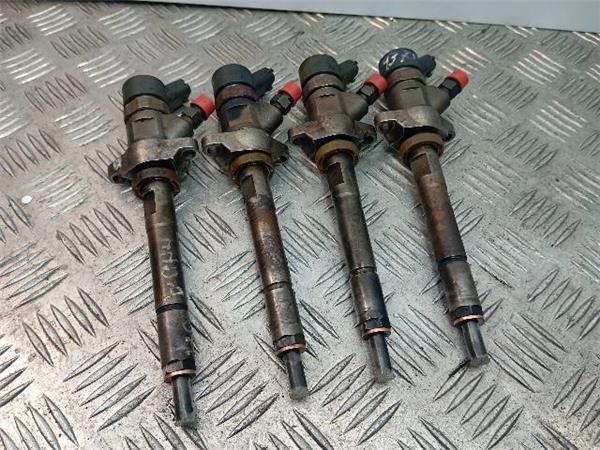 INYECTOR Ford Focus 1.6 TDI II (90CV) (2004 2012) (66 KW) - 35507 / HHDA