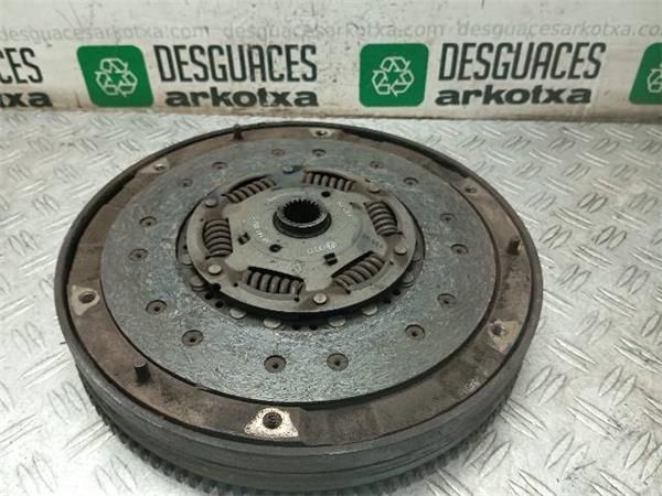 KIT EMBRAGUE COMPLETO Audi A4 1.9 TDI B6 AVANT 8E5 (130CV)(2000 2004) (96 KW) - 35517 / AVF