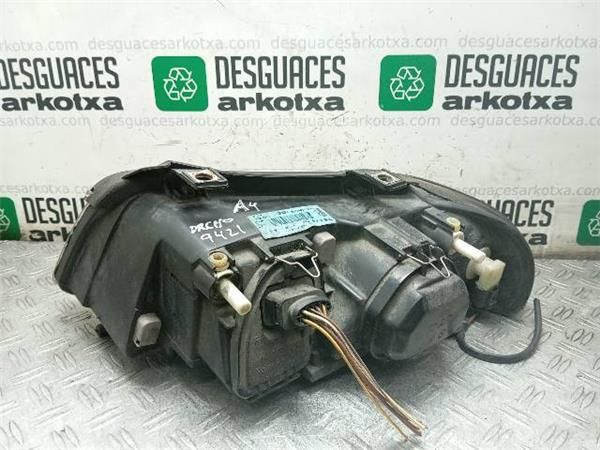 FARO DEL. DCHO Audi A4 1.9 TDI FAMILIAR 116CV) (2000 2000) (85 KW) - 35538 / AJM
