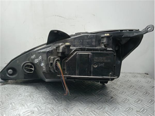FARO DEL. DCHO Ford Focus Berlina (CAK)(1998-) 1.6 Trend [1,6 Ltr. - 74 kW 16V CAT] - 35792 / 2M51-13W029-BE