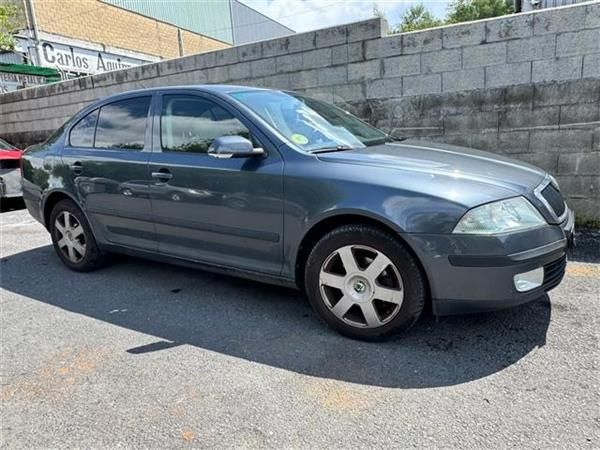 ELECTROVENTILADOR Skoda Octavia 1.9 TDI II (105CV) (2004 2010) (77 KW) - 35971 / 1k0121207T