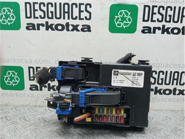 CAJA FUSIBLES/RELE Opel Meriva 1.4 G B (S10) TURBO 120CV (2010-2017) (88 KW) - 36167 / 13459383