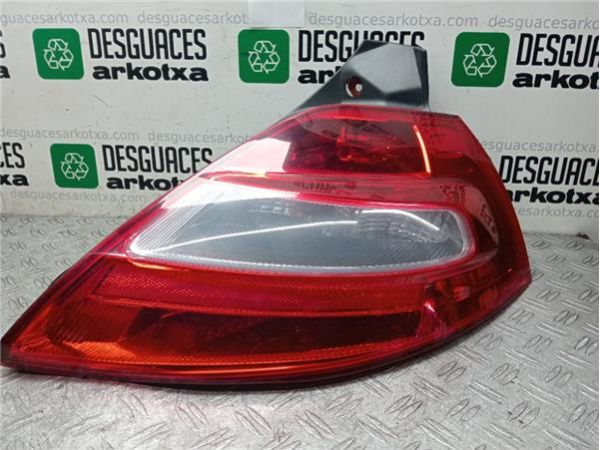 PILOTO TRA. DCHO. Renault Megane II Berlina 3P (10.2002-) 1.9 Dynamique Confort [1,9 Ltr. - 96 kW dCi Diesel FAP] - 3617