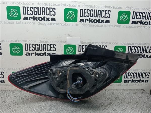 PILOTO TRA. DCHO. Opel Corsa D (2006-) 1.0 Essentia [1,0 Ltr. - 44 kW 12V CAT (Z 10 XEP / LJ4)] - 36171 / 89392996