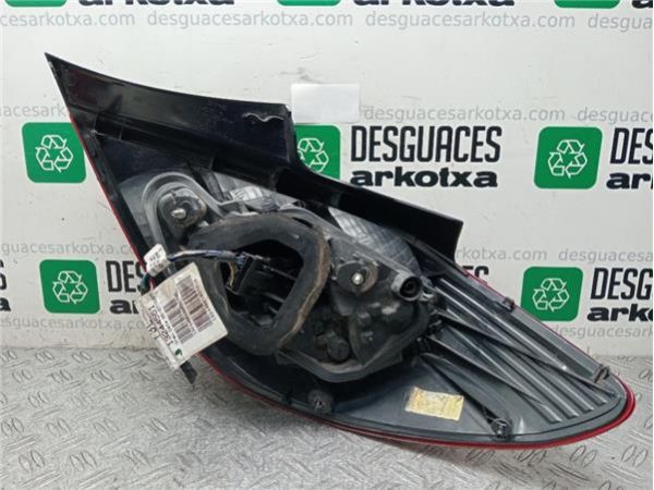 PILOTO TRA. IZDO. Opel Corsa D (2006-) 1.0 Essentia [1,0 Ltr. - 44 kW 12V CAT (Z 10 XEP / LJ4)] - 36172 / 89037882