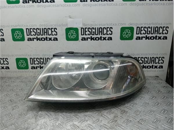 FARO DEL. IZDO. Volkswagen Passat Berlina (3B3)(2000-) 1.9 Trendline [1,9 Ltr. - 96 kW TDI] - 36199 / 3B0941015AN