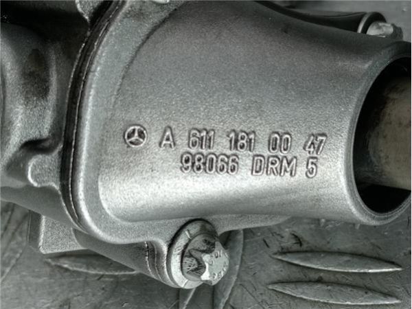 BOMBA DE ACEITE Mercedes 220 2.2 CDI C W203 (143CV) (2000 2007) (105 KW) - 36329 / A6111810201