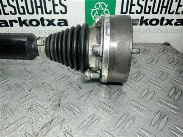 TRANSMISION DEL. DCHA. Skoda Octavia 1.6 TDI II (105CV) (2009 2013) (77 KW) - 36393