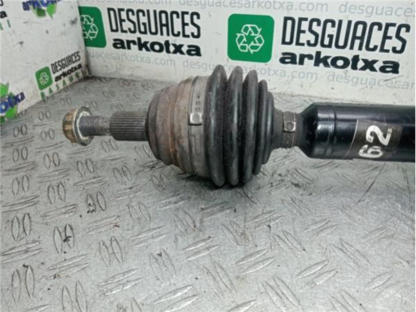 TRANSMISION DEL. DCHA. Audi A3 1.8 G (8L1) 125CV (1996-2003) (92 KW) - 36397