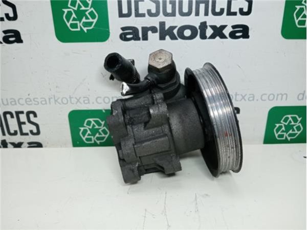 BOMBA DIRECCION Audi A4 Berlina (B5)(02.1999-) 1.9 TDI [1,9 Ltr. - 85 kW TDI] - 36515 / 038145255D