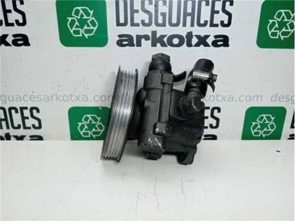BOMBA DIRECCION Audi A4 Berlina (B5)(02.1999-) 1.9 TDI [1,9 Ltr. - 85 kW TDI] - 36515 / 038145255D