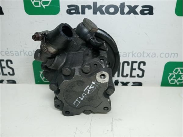 BOMBA DIRECCION Audi A4 Berlina (B5)(02.1999-) 1.9 TDI [1,9 Ltr. - 85 kW TDI] - 36515 / 038145255D