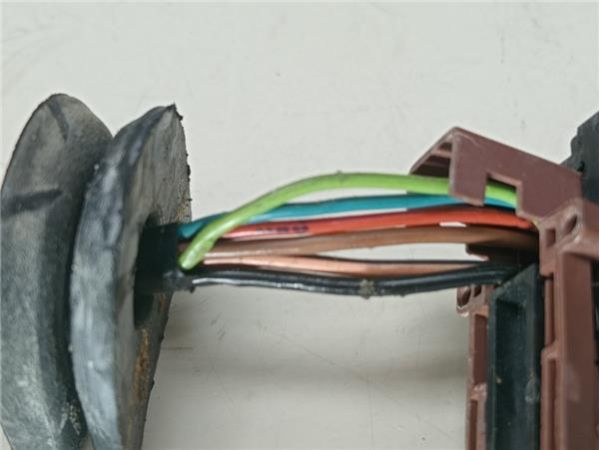 RETROVISOR DCHO. Peugeot 407 (2004-) 1.8 Confort [1,8 Ltr. - 92 kW 16V CAT (6FY / EW7A)] - 36782 / P96457000XT, 4145/431