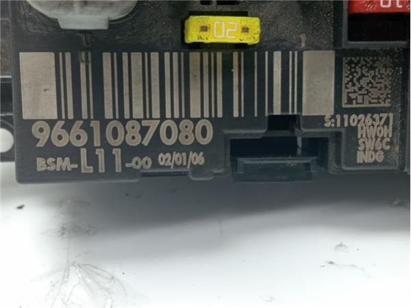 CAJA FUSIBLES/RELE Peugeot 307 Break/ SW (S2)(06.2005-) 1.6 SW [1,6 Ltr. - 66 kW 16V HDi] - 36941 / 9661087080