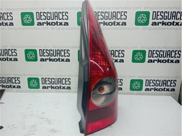 PILOTO TRA. DCHO. Renault Megane II Grandtour (2003-) 1.9 Dynamique Confort [1,9 Ltr. - 88 kW dCi Diesel] - 36945 / 8200
