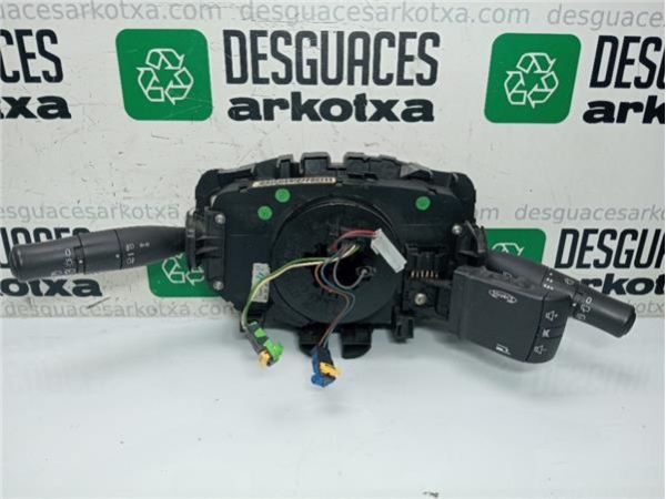 MANDO MULTIFUNCION Renault Megane II Grandtour (2003-) 1.9 Dynamique Confort [1,9 Ltr. - 88 kW dCi Diesel] - 37048 / 618