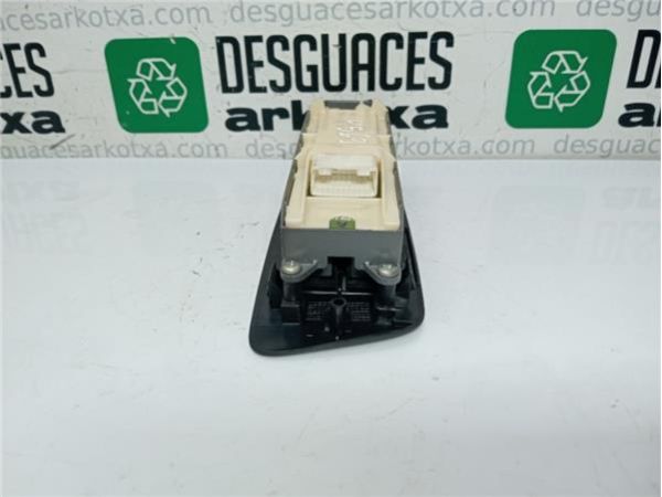 MANDO ELEVALUNAS DEL. IZDO. Toyota Auris (E15)(10.2006-) 1.4 Básico [1,4 Ltr. - 66 kW Turbodiesel CAT] - 37098 / 74232- 2