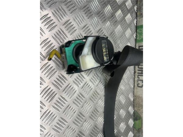 CINTURON SEGURIDAD DEL. IZDO. Toyota Auris (E15)(10.2006-) 1.4 Básico [1,4 Ltr. - 66 kW Turbodiesel CAT] - 37111 / 502K