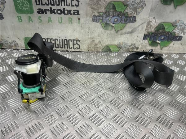 CINTURON SEGURIDAD DEL. IZDO. Toyota Auris (E15)(10.2006-) 1.4 Básico [1,4 Ltr. - 66 kW Turbodiesel CAT] - 37111 / 502K