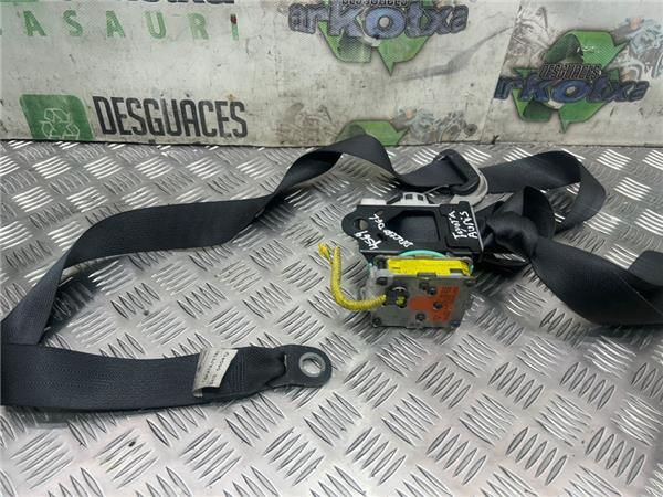 CINTURON SEGURIDAD DEL. DCHO. Toyota Auris (E15)(10.2006-) 1.4 Básico [1,4 Ltr. - 66 kW Turbodiesel CAT] - 37112 / 502K