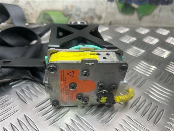 CINTURON SEGURIDAD DEL. DCHO. Toyota Auris (E15)(10.2006-) 1.4 Básico [1,4 Ltr. - 66 kW Turbodiesel CAT] - 37112 / 502K