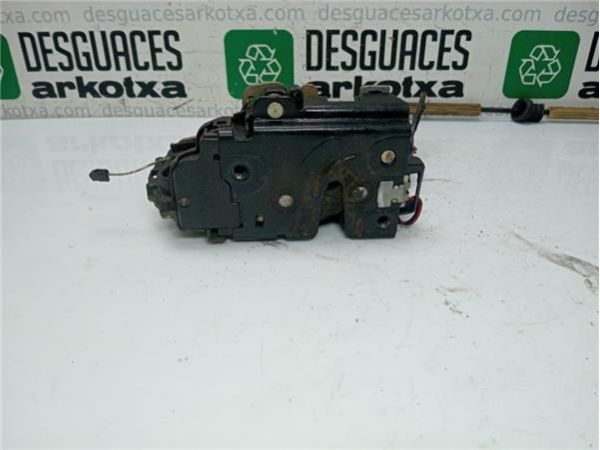 CERRADURA PUERTA TRA. DCHA. Seat Leon (1M1)(11.1999-) 1.6 Sport [1,6 Ltr. - 77 kW 16V] - 37793 / 3B4839016M