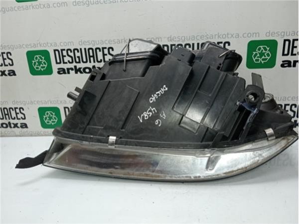 FARO DEL. DCHO Audi A6 Berlina (4B2)(1997-) 1.8 T [1,8 Ltr. - 110 kW 20V Turbo] - 37901