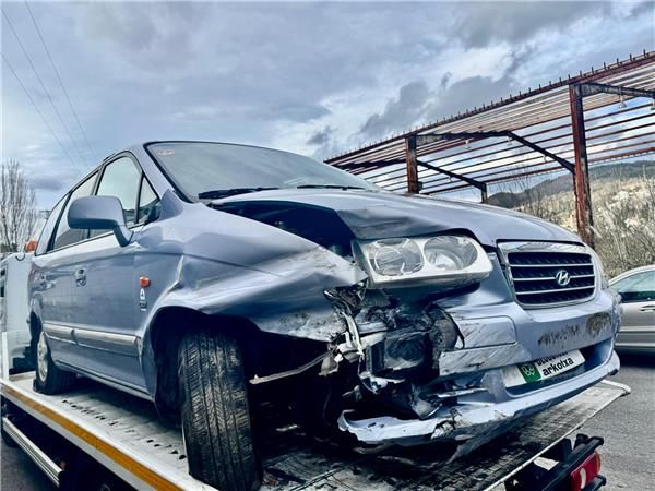 FARO DEL. IZDO. Hyundai Trajet (FO)(2000-) 2.0 CRDi GLS [2,0 Ltr. - 83 kW CRDi CAT] - 37910