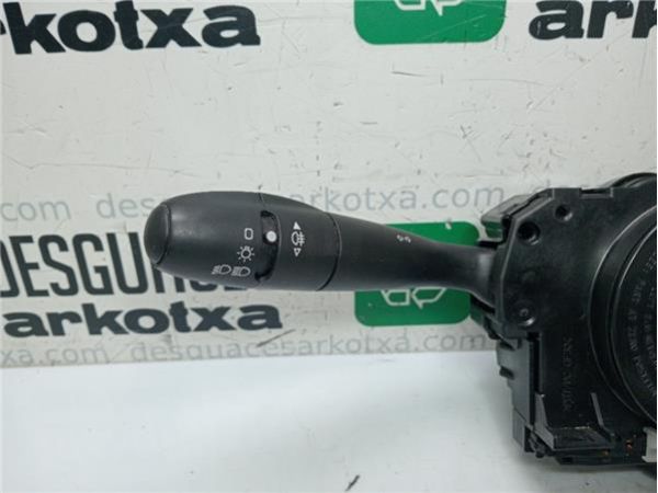 CONMUTADOR COLUMNA DIRECCION Peugeot 307 Berlina (S2)(06.2005-) 1.6 D-Sign [1,6 Ltr. - 80 kW 16V CAT (NFU / TU5JP4)] - 3