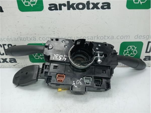 CONMUTADOR COLUMNA DIRECCION Peugeot 307 Berlina (S2)(06.2005-) 1.6 D-Sign [1,6 Ltr. - 80 kW 16V CAT (NFU / TU5JP4)] - 3
