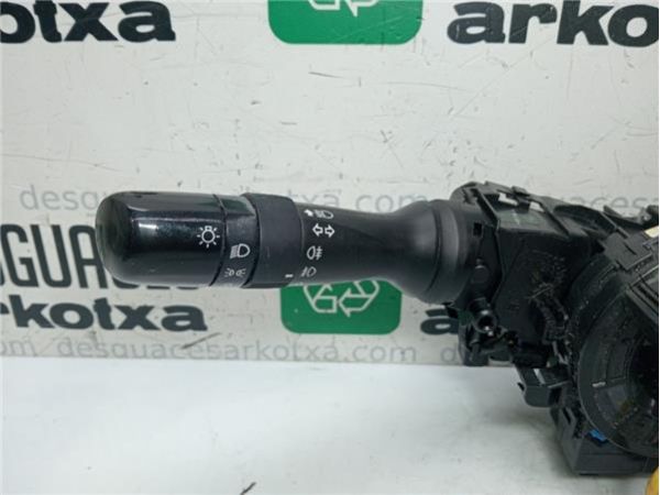 MANDO MULTIFUNCION Toyota Auris (E15)(10.2006-) 1.4 Básico [1,4 Ltr. - 66 kW Turbodiesel CAT] - 37950 / 17F001,17F004, 