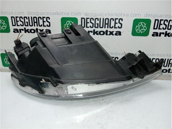 FARO DEL. IZDO. Peugeot 206 (1998-) 1.4 XS [1,4 Ltr. - 65 kW 16V CAT (KFU / ET3J4)] - 38160 / T1HGGTD, 89001965, 8900052