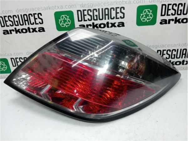 PILOTO TRA. DCHO. Opel Astra H GTC (11.2006-) 1.8 Sport [1,8 Ltr. - 103 kW 16V] - 38163 / 084421957R-B