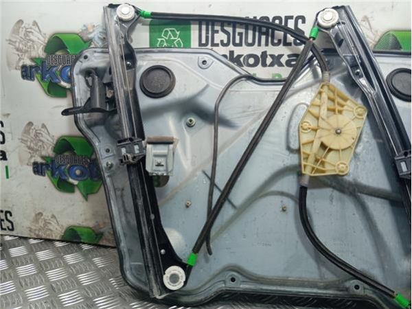 MOTOR ELEVALUNAS DEL. DCHO. Seat Leon (1M1)(11.1999-) 1.9 Stella [1,9 Ltr. - 66 kW TDI] - 38201 / 1M0837756