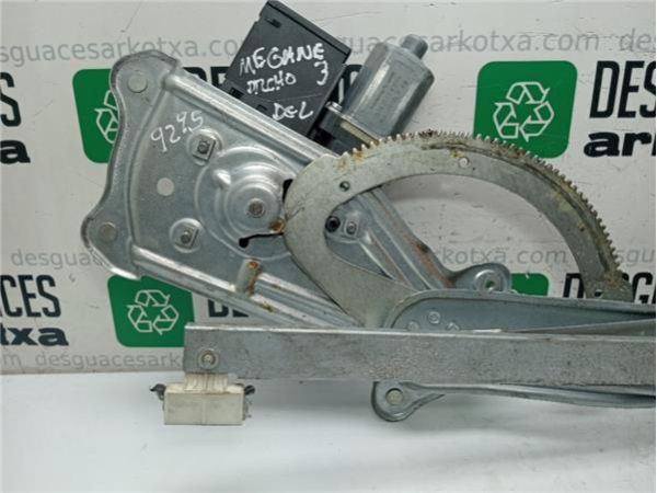 ELEVALUNAS ELECTRICO DEL. DCHO. Renault Megane 1.5 DCI III (90CV) (2008 2022) (66 KW) - 38250 / 807301396R