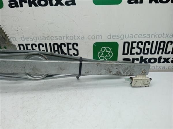 ELEVALUNAS ELECTRICO DEL. DCHO. Renault Megane 1.5 DCI III (90CV) (2008 2022) (66 KW) - 38250 / 807301396R