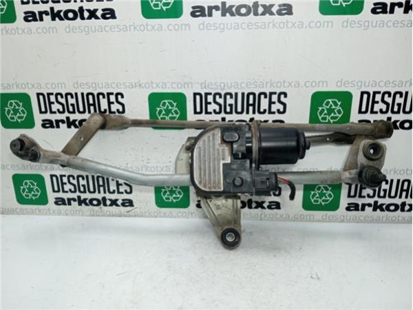 MOTOR LIMPIAPARABRISAS DEL. Volkswagen Passat Berlina (3C2)(2005-) 2.0 Advance [2,0 Ltr. - 103 kW TDI] - 38291 / 3C19554