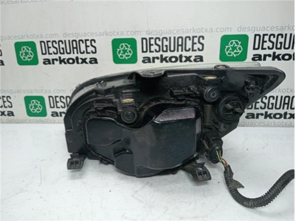FARO DEL. DCHO Ford Focus Berlina (CAP)(08.2004-) 1.6 Trend [1,6 Ltr. - 66 kW TDCi CAT] - 38319