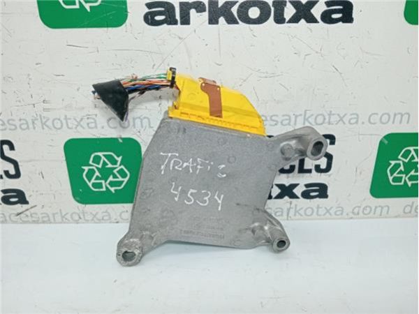 CENTRALITA AIRBAG Renault Trafic II Combi (04.2001-) 1.9 27 CN Combi6 acristalado parcial [1,9 Ltr. - 74 kW Diesel] - 38 2