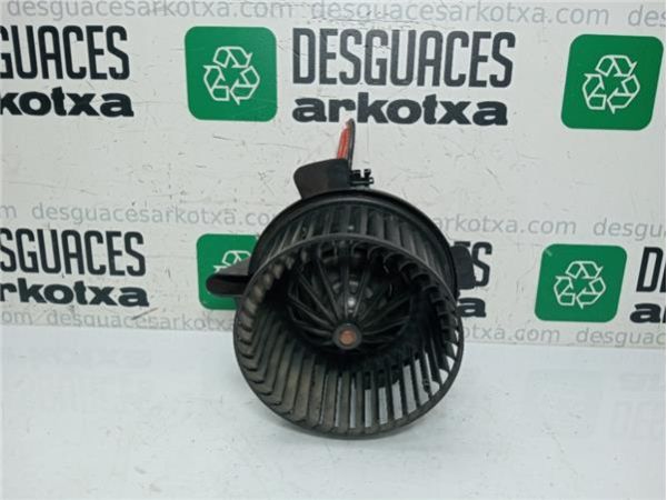 MOTOR CALEFACCION Peugeot 307 Berlina (S2)(06.2005-) 1.6 D-Sign [1,6 Ltr. - 80 kW 16V CAT (NFU / TU5JP4)] - 38376 / PF2A