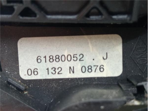 MANDO MULTIFUNCION Renault Scenic II (JM)(2003-) 1.6 Confort Dynamique [1,6 Ltr. - 83 kW 16V] - 38394 / 8200127728,  618