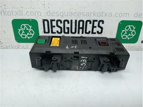 MANDOS CLIMATIZADOR Peugeot 307 Berlina (S2)(06.2005-) 1.6 D-Sign [1,6 Ltr. - 80 kW 16V CAT (NFU / TU5JP4)] - 38400 / 96